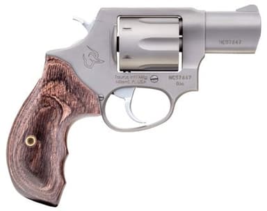 Taurus 856 Defender: Compact .38 Special +P Revolver, Stainless/Walnut