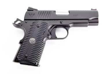 Wilson Combat ACP Compact - 9mm SAO Black Armor-Tuff Pistol