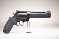 Taurus Raging Hunter: .500 Magnum Power Revolver, ... - .500 S&W Magnum
