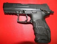 HK P30S V3 9mm Compact: Ergonomic, Reliable, Ambidextrous Handgun - view 4