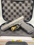GLOCK G22 Gen 4 .40 S&W Striker Pistol - Power & Precision 15-Rd Capacity - view 2