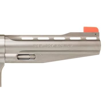 Smith & Wesson 686 Plus Magnum: Precision Stainless Revolver